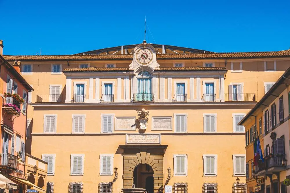 Luca Lorenzelli / Shutterstock.com