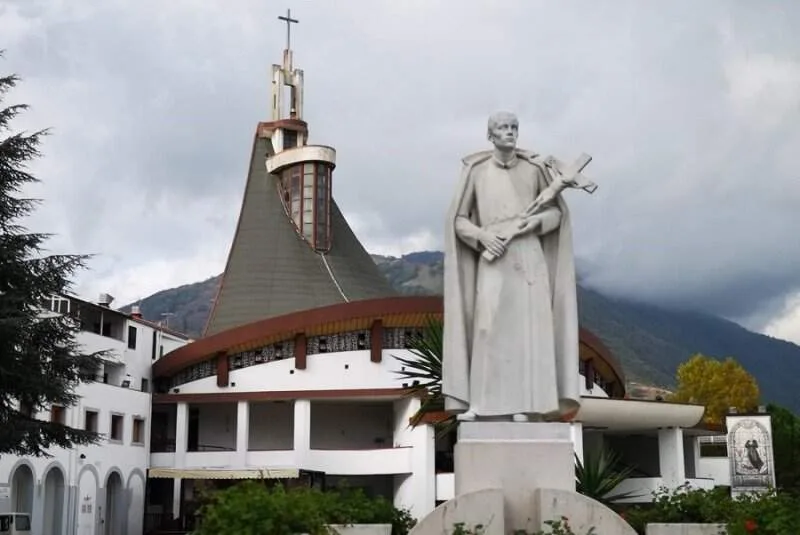 Santuário de Materdomini.