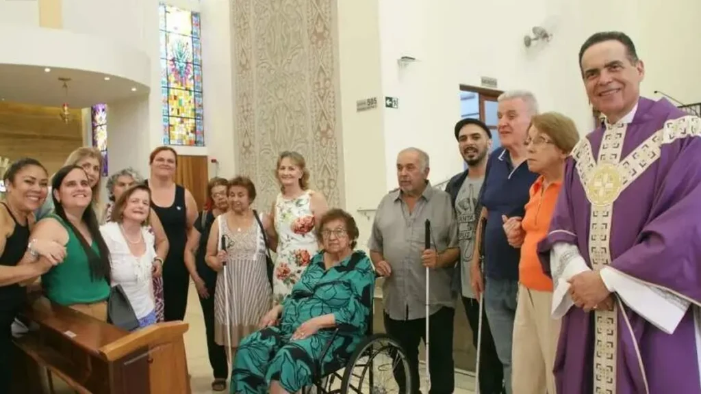 Imagem missa da pastoral da pessoa com defiicencia em sao paulo do artigo Inclusão e fé por meio da Pastoral da Pessoa com Deficiência