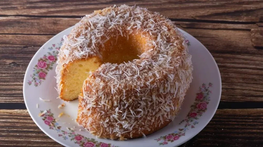 Imagem bolo flocao de coco do artigo Quaresma na mesa brasileira: Bolo flocão de coco