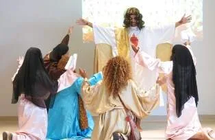 cas_sao_geraldo_promove_integracao_dos_projetos_na_celebracao_da_semana_santa_38