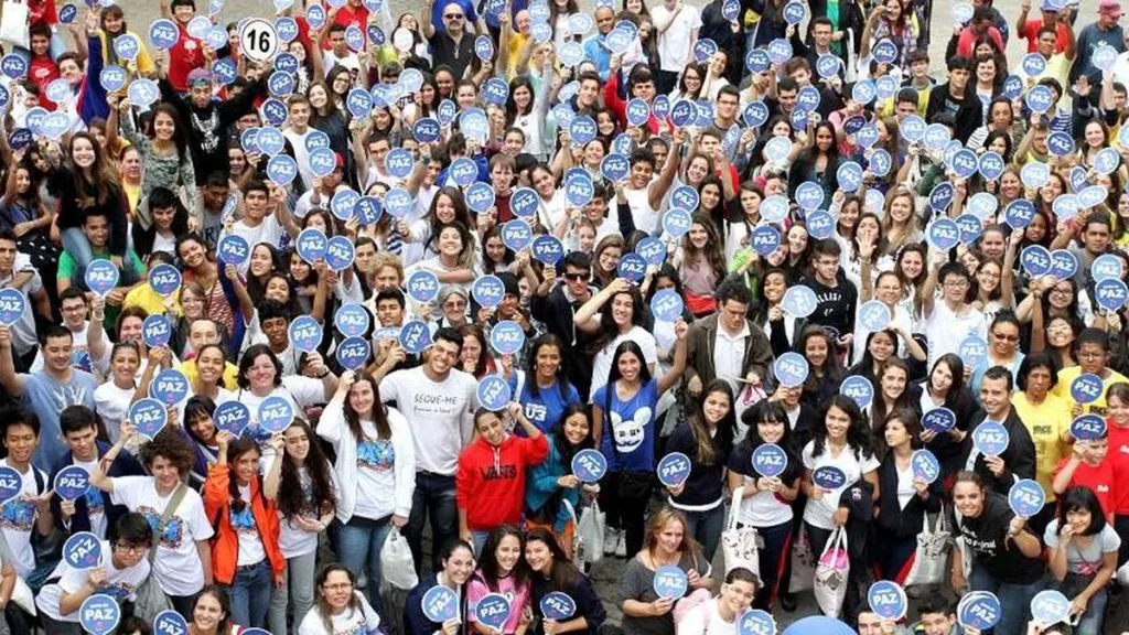 Imagem pag06 foto1 topo do artigo Arsenal da Esperança impulsiona jovens à prática do bem