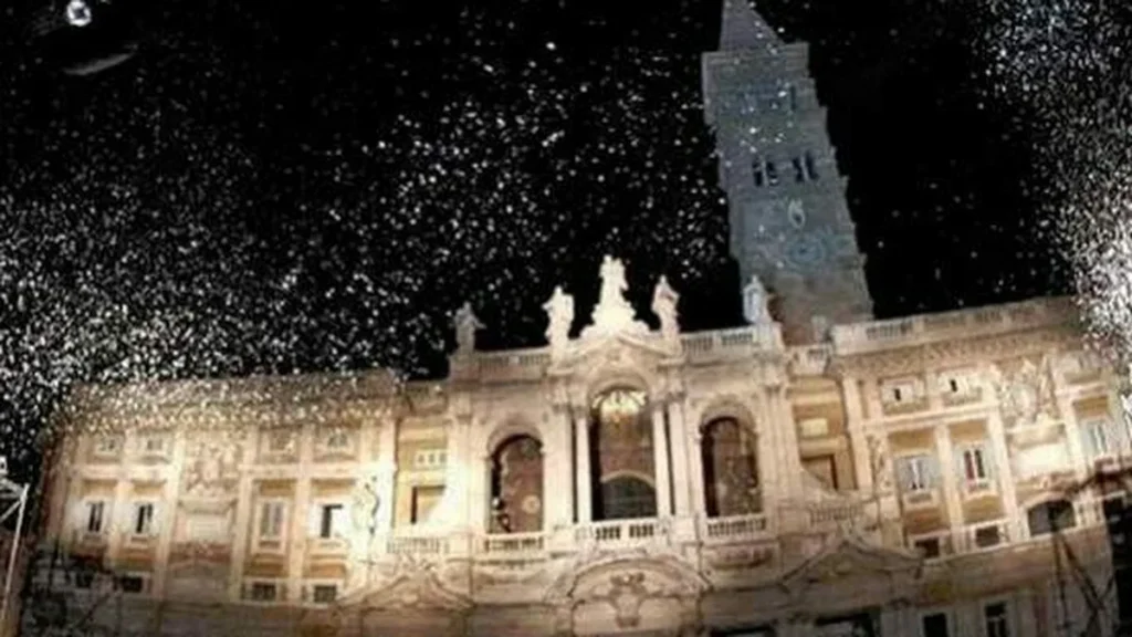 Imagem miracolo della madonna della neve a roma 320 do artigo O “milagre da neve” de volta à Basílica Santa Maria Maior