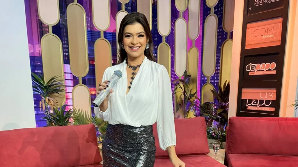 Imagem 1 Amanda Francozo do artigo “De Papo com Amanda Françozo” tem noite de mistura musical