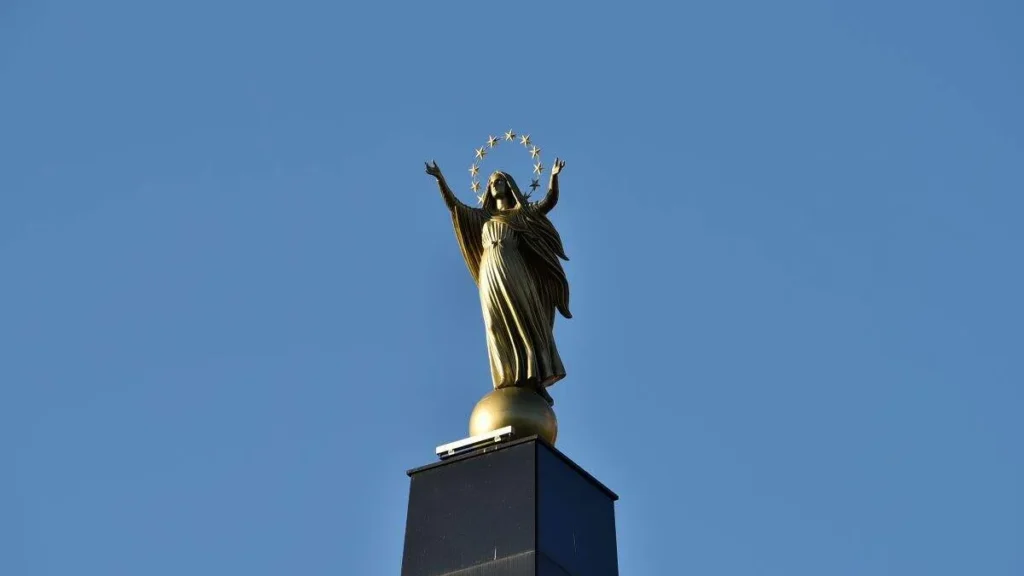 Imagem Nossa Senhora da Assuncao no Santuario de Aparecida do artigo O Santuário de Aparecida sob a proteção de Nossa Senhora da Assunção