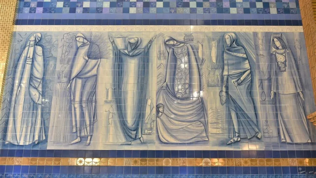 Imagem Mulheres nos paineis 2 do artigo A presença da mulher nas obras de arte do Santuário