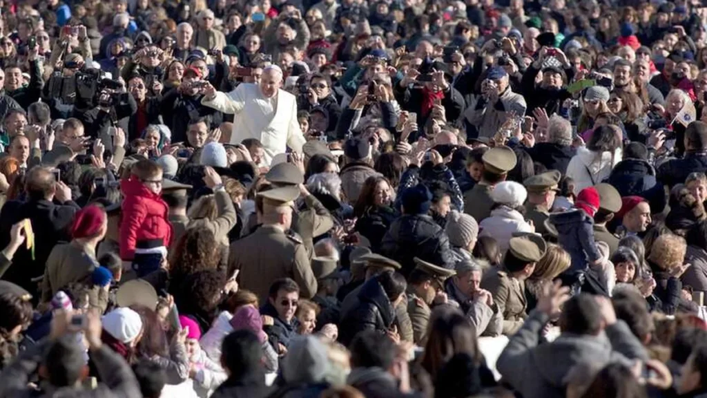 Imagem Papa Francisco audiencia do artigo Igreja em Saída ganha força com mês missionário especial, diz diretor das POM