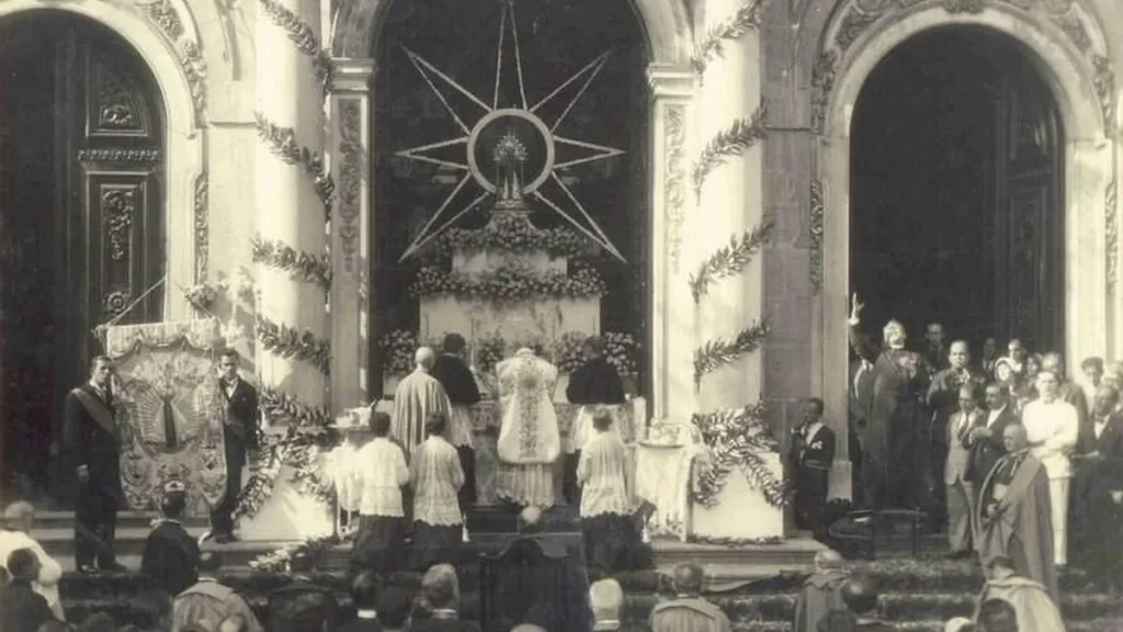 Festa da proclamação de Nossa Senhora Aparecida como Padroeira do Brasil.