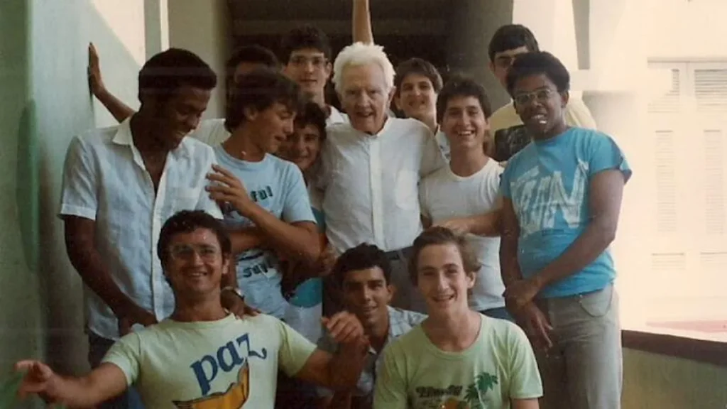 Pe. Vítor Coelho Almeida e seminaristas em sua última visita ao Seminário Santo Afonso.