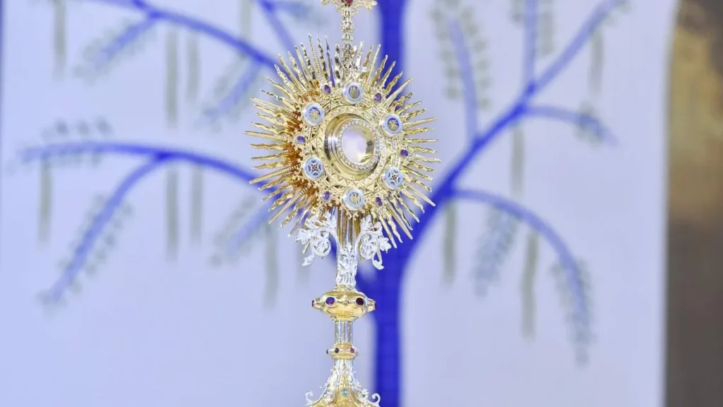 Imagem Adoracao Dia Oracional Mariano Janeiro 2023 do artigo Milagre Eucarístico ajudou a oficializar a Festa de Corpus Christi