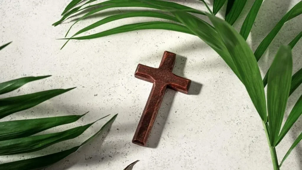 Imagem ramos e cruz do artigo Orações para a Semana Santa: Domingo de Ramos