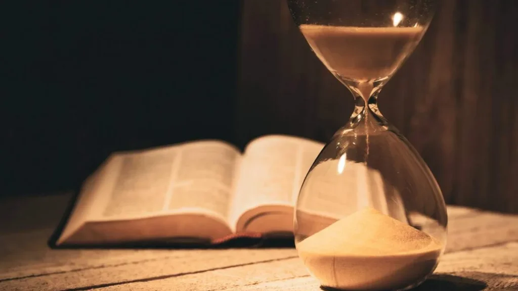 Imagem Biblia e o tempo do artigo Como aceitamos o tempo de Deus em nossas vidas?