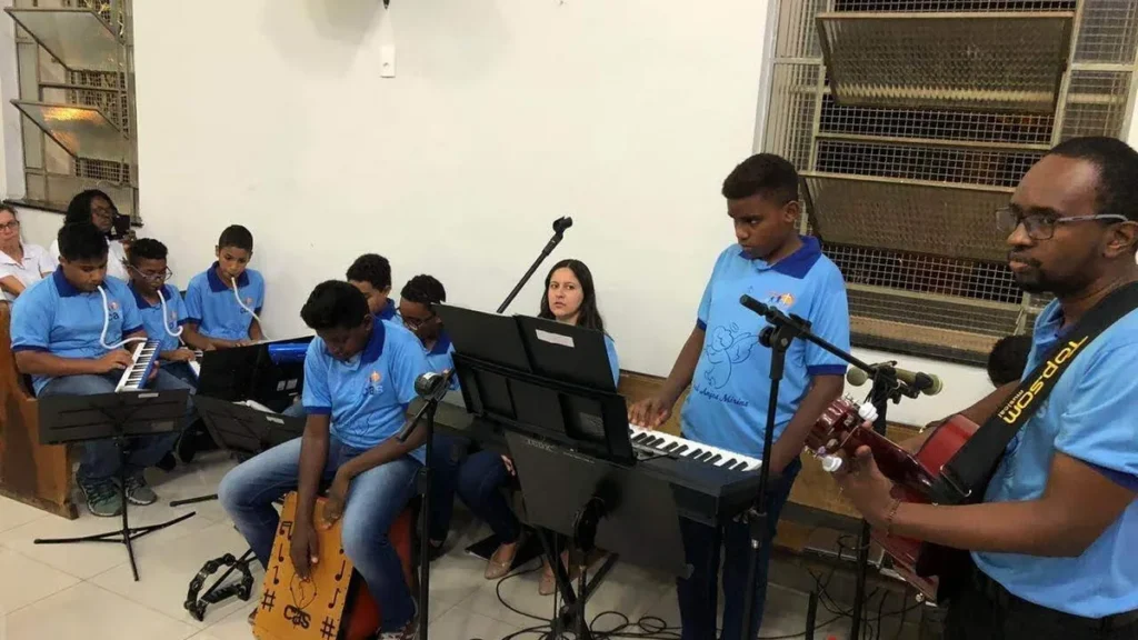 Imagem Foto Materia Sacramento do artigo Oficina de música muda a vida de assistidos na obra redentorista de Sacramento (MG)