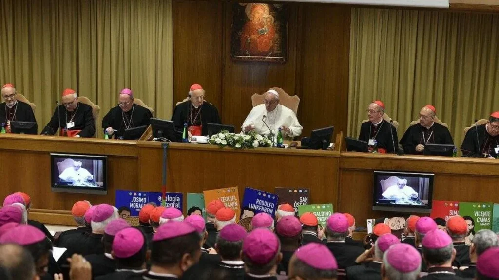 Imagem sinodo dos bispos em 2019 do artigo A Palavra de Deus guia o Sínodo, para que não seja uma convenção eclesial, diz Papa