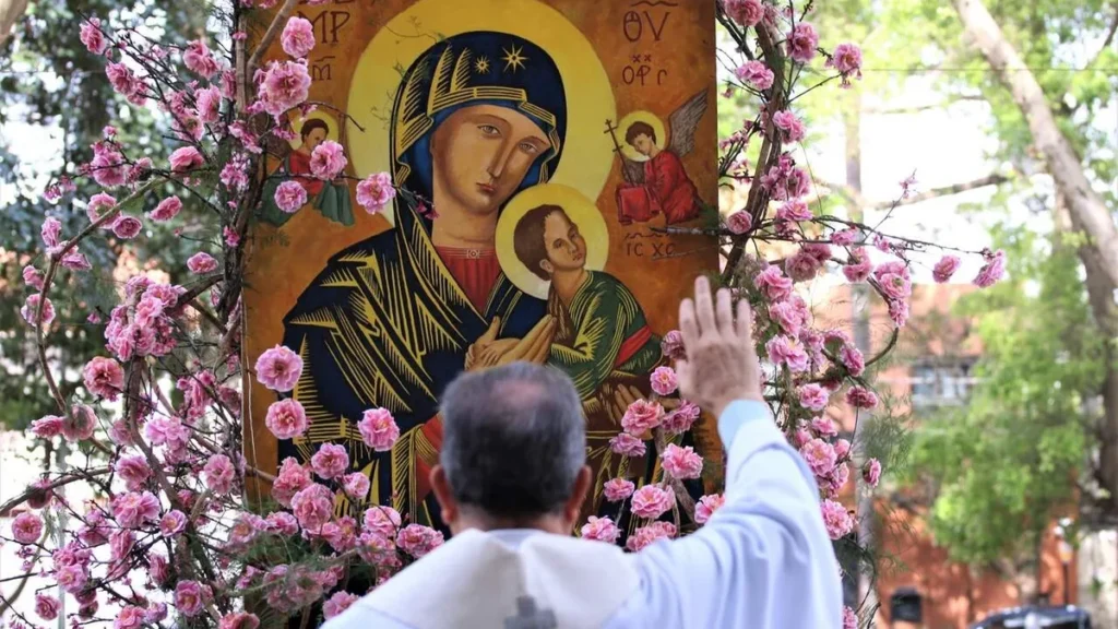 Ícone de Nossa Senhora do Perpétuo Socorro segundo a tradição, surgiu na Ilha de Creta entre os séculos 13 e 17
