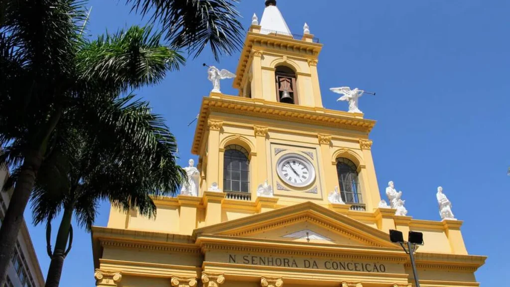 Imagem catedral de campinas do artigo Comunidade, Paróquia, Diocese, Arquidiocese: Como a Igreja se organiza?