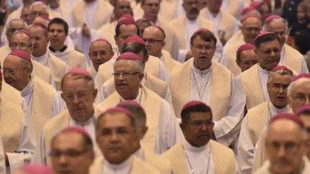 Imagem familia sinodal do artigo Celebrar a Sinodalidade