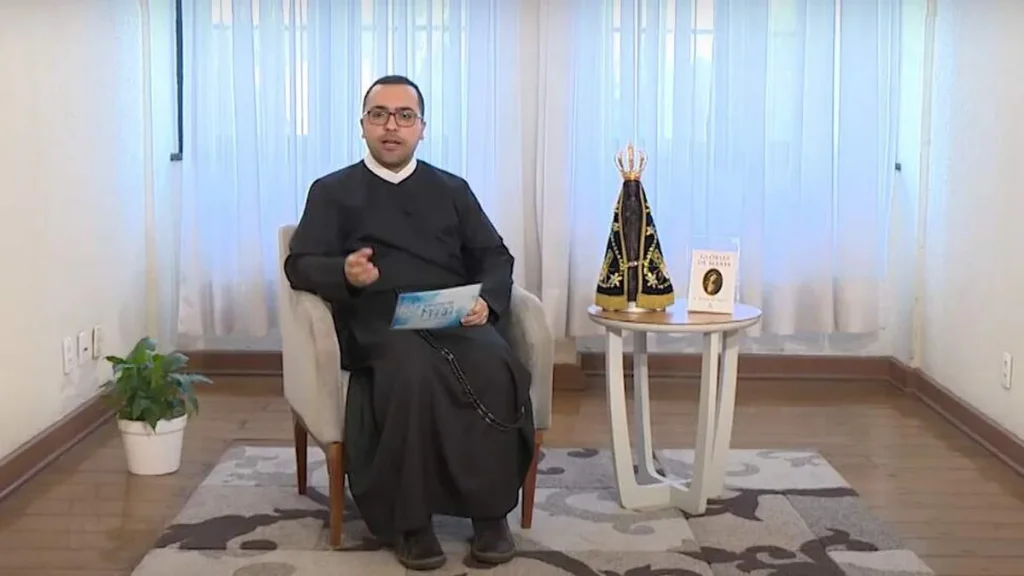 Imagem escola de maria do artigo A 4ª e 5ª dor de Maria - O encontro com Jesus para a morte e a morte na Cruz