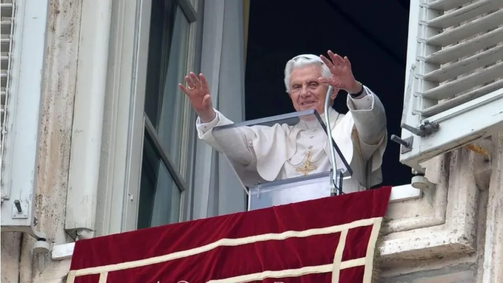 Imagem Papa Bento XVI Oracao do artigo Bispo brasileiro autoriza oração privada de intercessão a Bento XVI