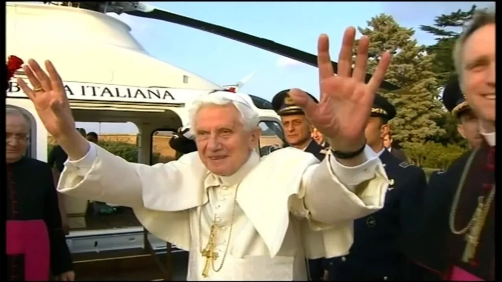 Imagem ArqA 5 1 Reproducao TV Aparecida 3 do artigo "Bento XVI - O Papa da Coragem" é o tema do Arquivo A desta quinta