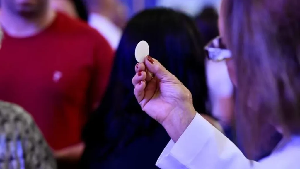 A cada Celebração Eucarística à luz da Palavra de Deus, somos chamados à conversão
