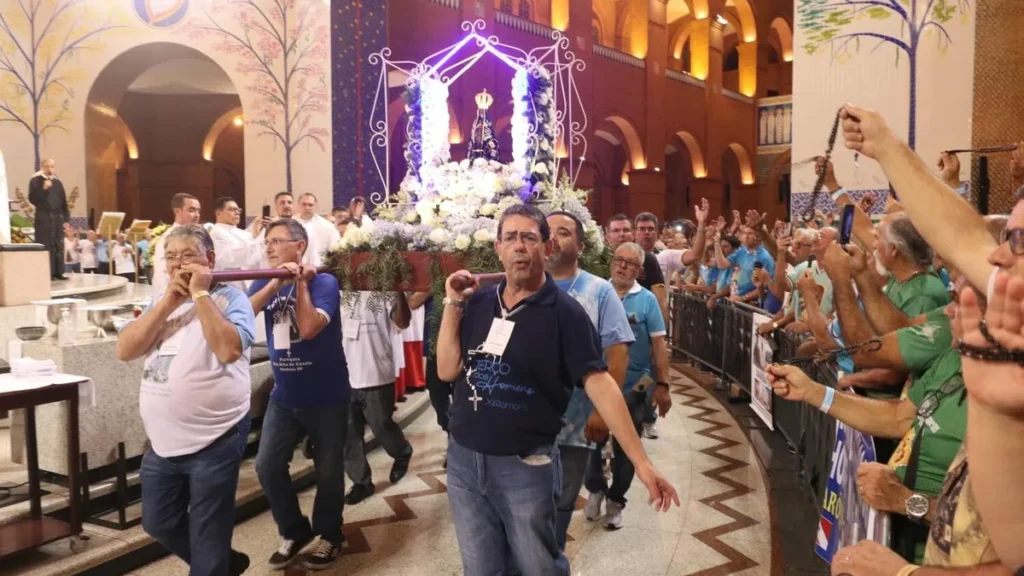 Imagem Missa Abertura 6 do artigo A Oração do Rosário