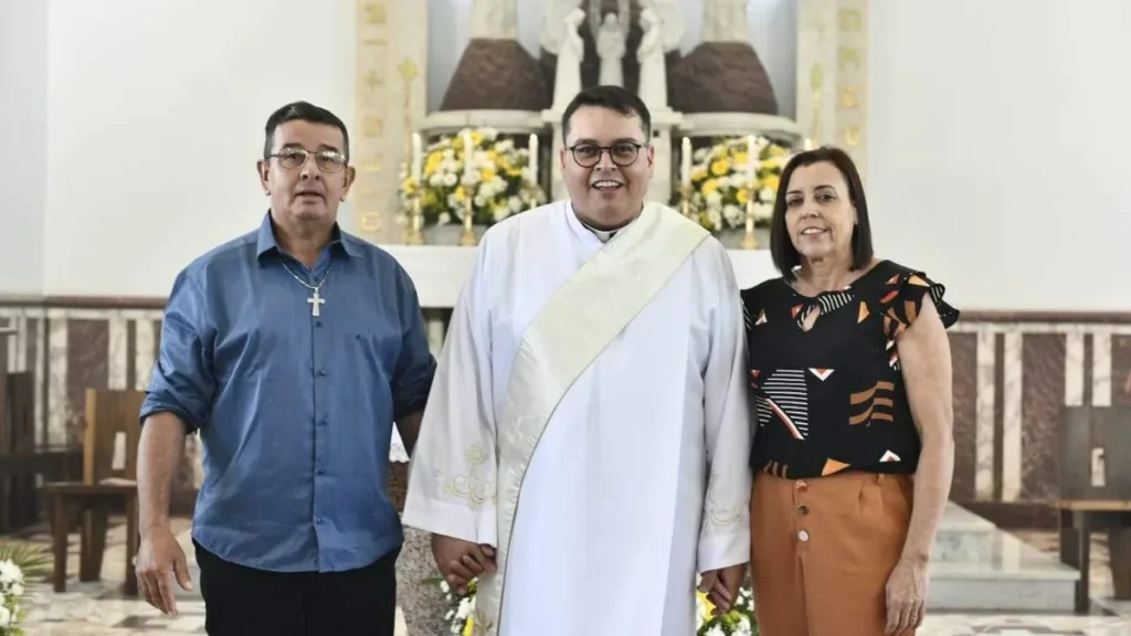 Diác. Jonathan com os pais, José Alaor e Marlene