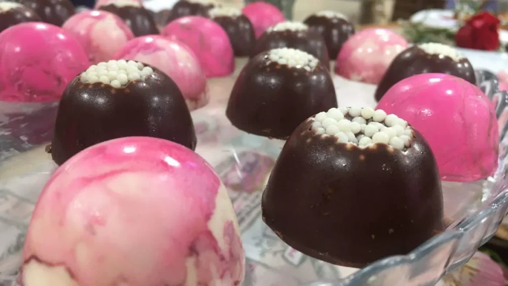Imagem Bombons recheados e decorados Santa Receita do artigo Bombons – Minicurso Santa Receita