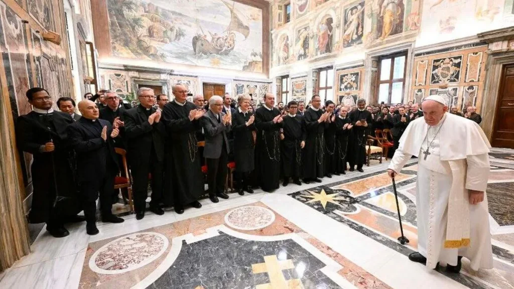 Imagem Papa Francisco Academia Afonsiana do artigo Papa para membros da Academia Afonsiana: “Atenção aos problemas da vida real”