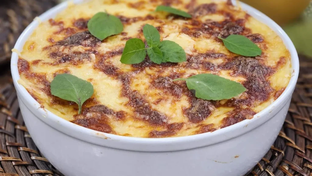 Imagem Escondidnho de mandioca com carne seca do artigo Escondidinho de Mandioca com Carne Seca - Santa Receita