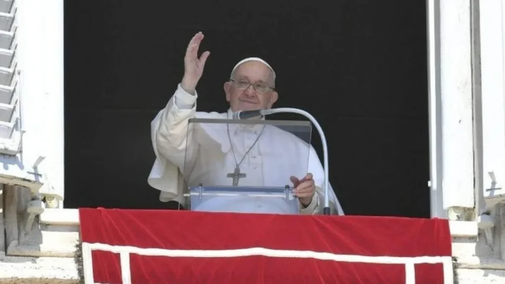 Imagem Papa Francisco no Regina Coeli 10 04 2023 do artigo “O Senhor vem enquanto O proclamamos”, diz o Papa Francisco