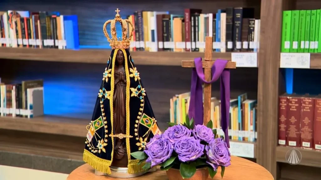 Imagem escola de maria do artigo As dores da Santíssima Virgem e a Paixão de Cristo