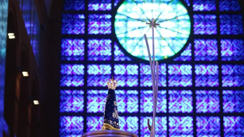 Imagem nossa senhora aparecida 2024 do artigo Por que maio é o "Mês Mariano"?