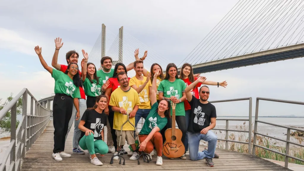 Imagem Jovens da JMJ do artigo JMJ 2023: A missão do jovem