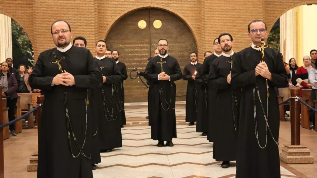 Missionários Redentoristas durante celebração na Semana Vocacional de 2022