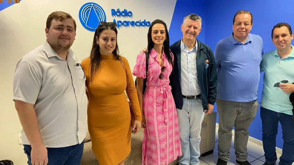 Rádio Aparecida recebe visita da Rádio Guadalupe de Loanda (PR)