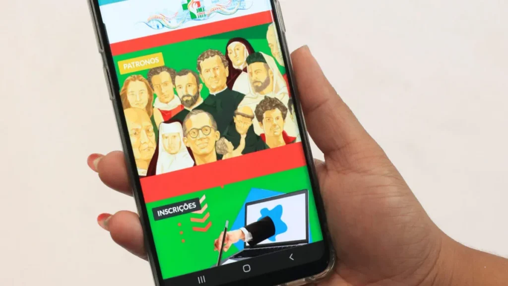 Imagem tela do celular mostrando a pagina da JMJ do artigo Portal A12 a caminho de Lisboa: navegue com a gente nesta jornada de fé!