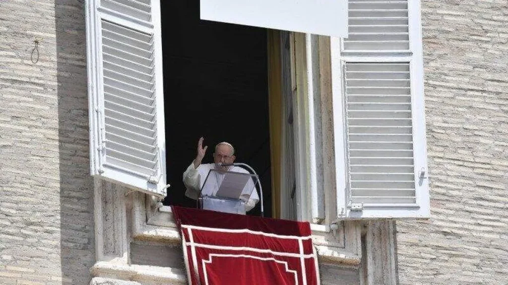 Imagem Papa na oracao do Angelus do artigo Papa: “Se a Palavra é a semente, nós somos o terreno”