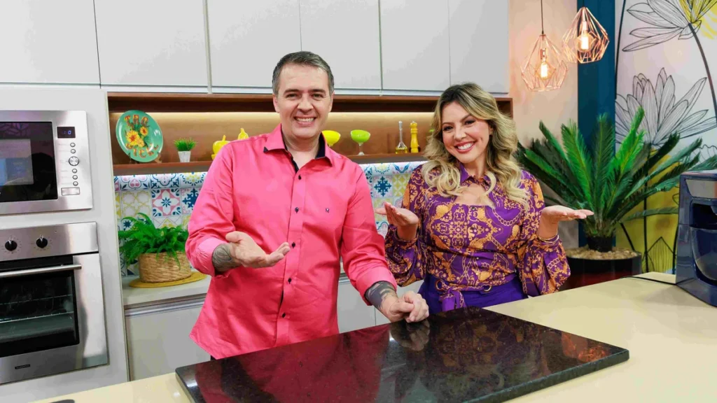 Imagem Santa Receita Abiane e Leonardo do artigo Santa Receita da TV Aparecida realiza Minicurso de Doces Saudáveis