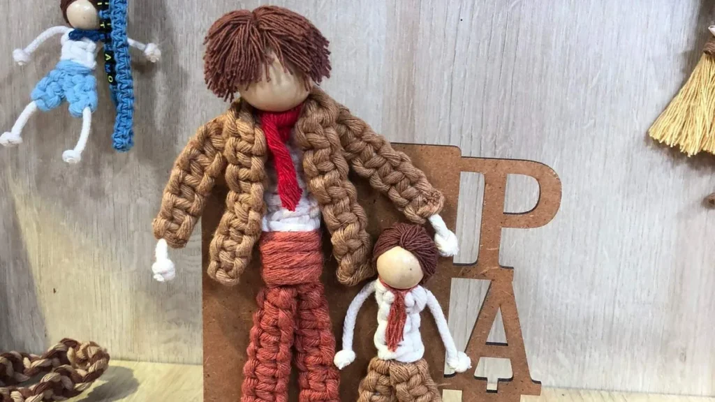 Imagem boneco macrame do artigo Boneco em Macramê - Faça Você Mesmo