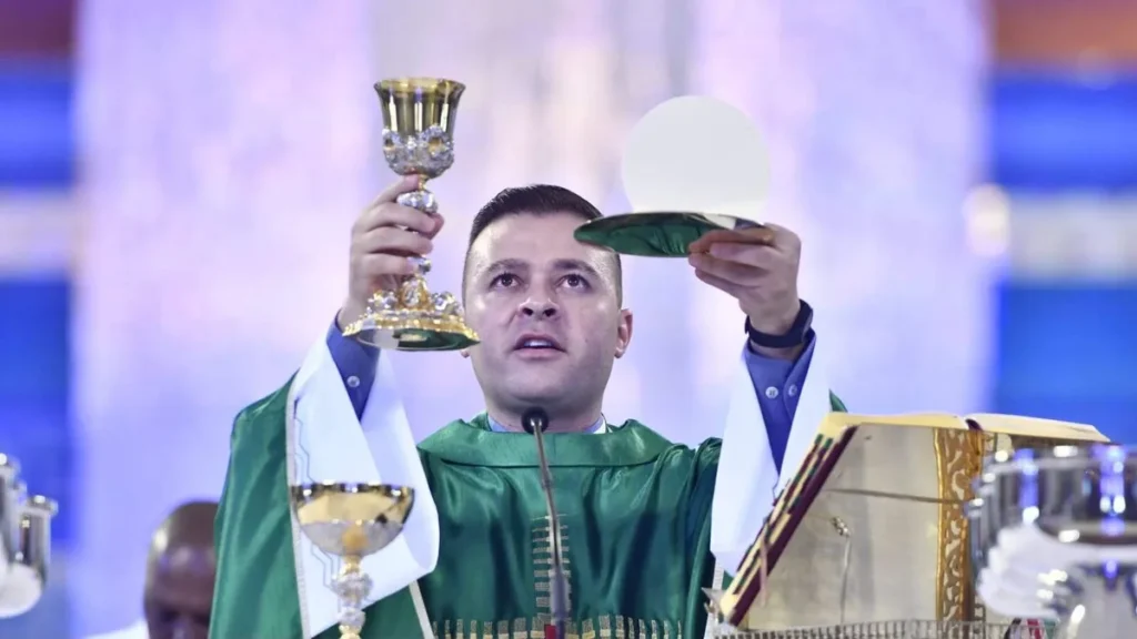 Pe. Reinaldo Beijamim, C.Ss.R Presidiu a Celebração Eucarística