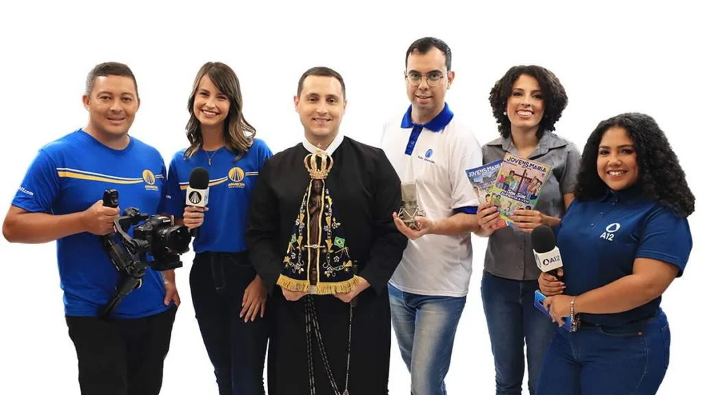 Equipe da Rede Aparecida de Comunicação rumo a JMJ Lisboa