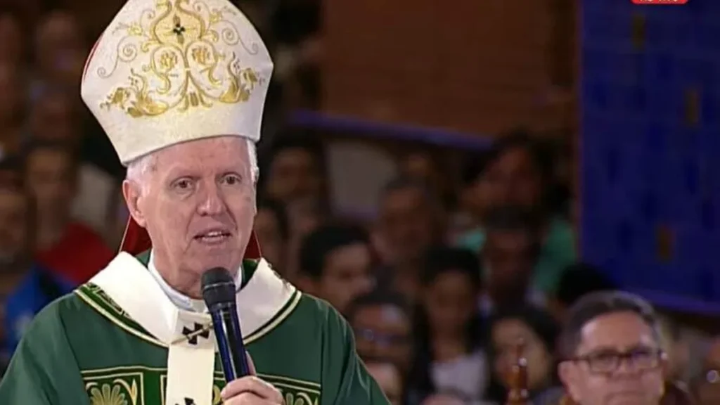 Imagem Dom Orlando Brandes abertura do mes missionario 2023 do artigo Santa Missa de abertura do Mês Missionário traz chamado de fidelidade ao Senhor