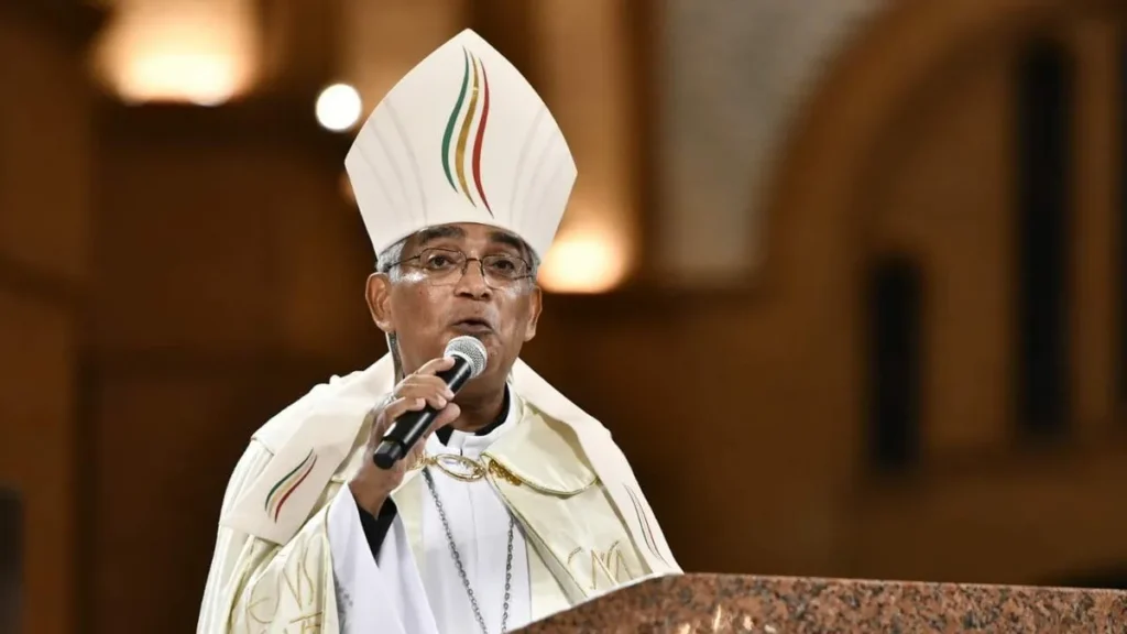 Imagem Dom Nelson Francelino na novena solene do artigo Dom Nelson Francelino: "Cristo vive e quer a juventude viva"