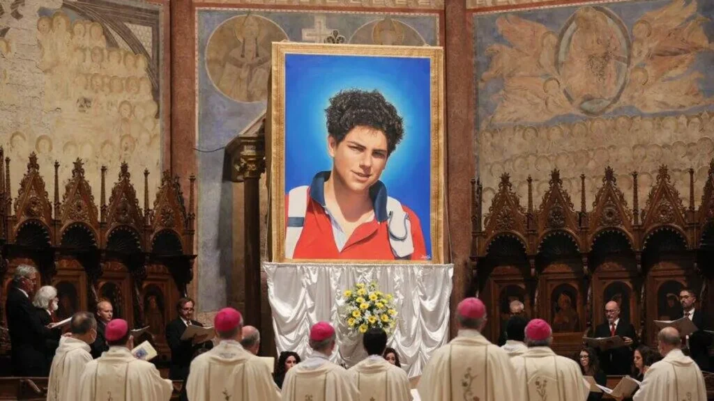 Imagem beato carlo acutis do artigo O que Nossa Senhora Aparecida e Carlo Acutis têm em comum?