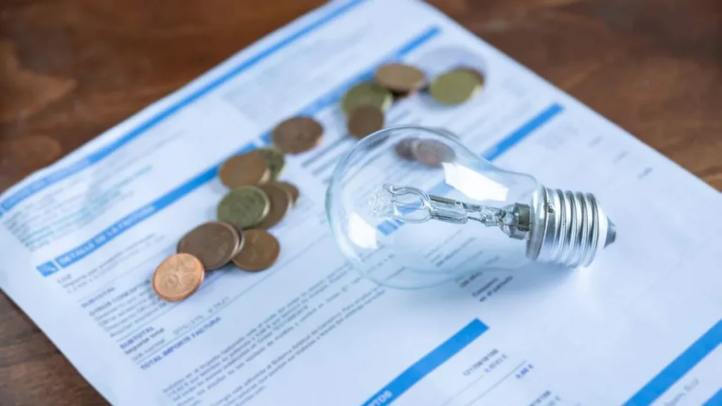 Imagem Conta da luz do artigo Conta de luz fica 7% mais cara para moradores do Vale do Paraíba