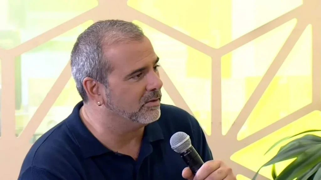 Imagem rodrigo alvarez do artigo Rodrigo Alvarez te convida para uma estreia na TV Aparecida!