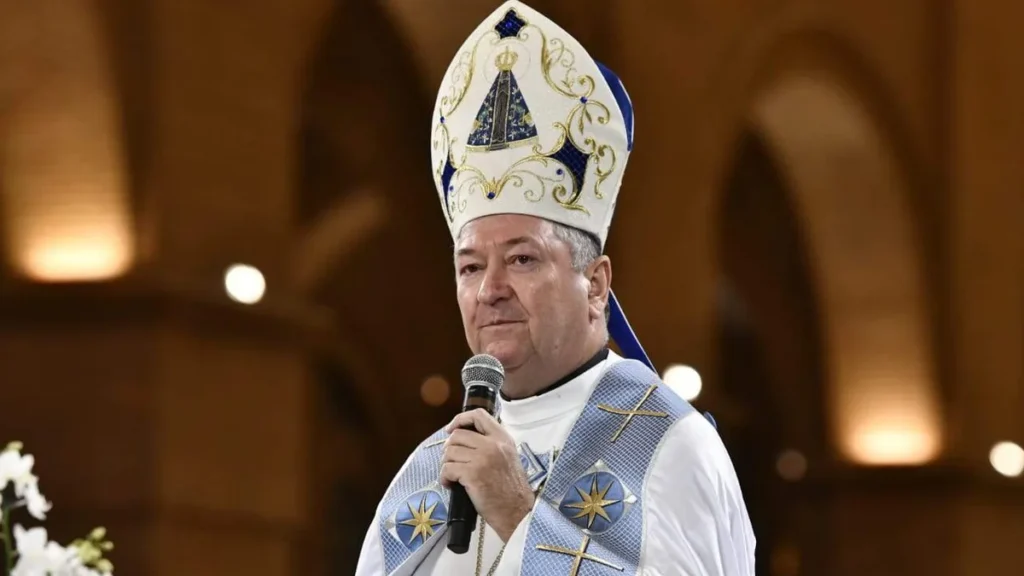 Dom Joaquim Wladimir, bispo de Lorena (SP)