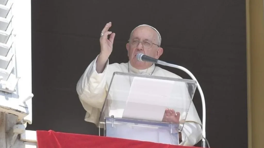 Imagem Papa Francisco no Angelus do artigo “Toda guerra é uma derrota!”, diz o Papa sobre o conflito em Israel