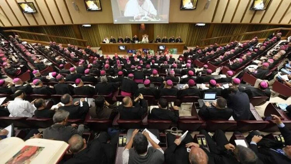 Imagem Sinodo ExtraordinaYrio do artigo Sínodo é uma Igreja em busca de comunhão e participação